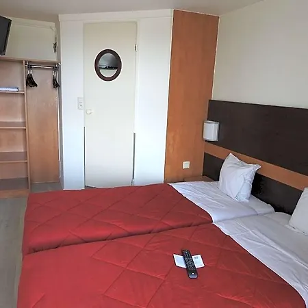Premiere Classe Hotel 3*